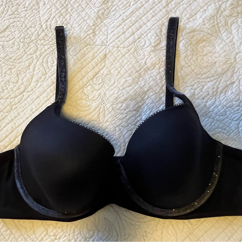 Victoria's Secret Black Bra with velvet trim